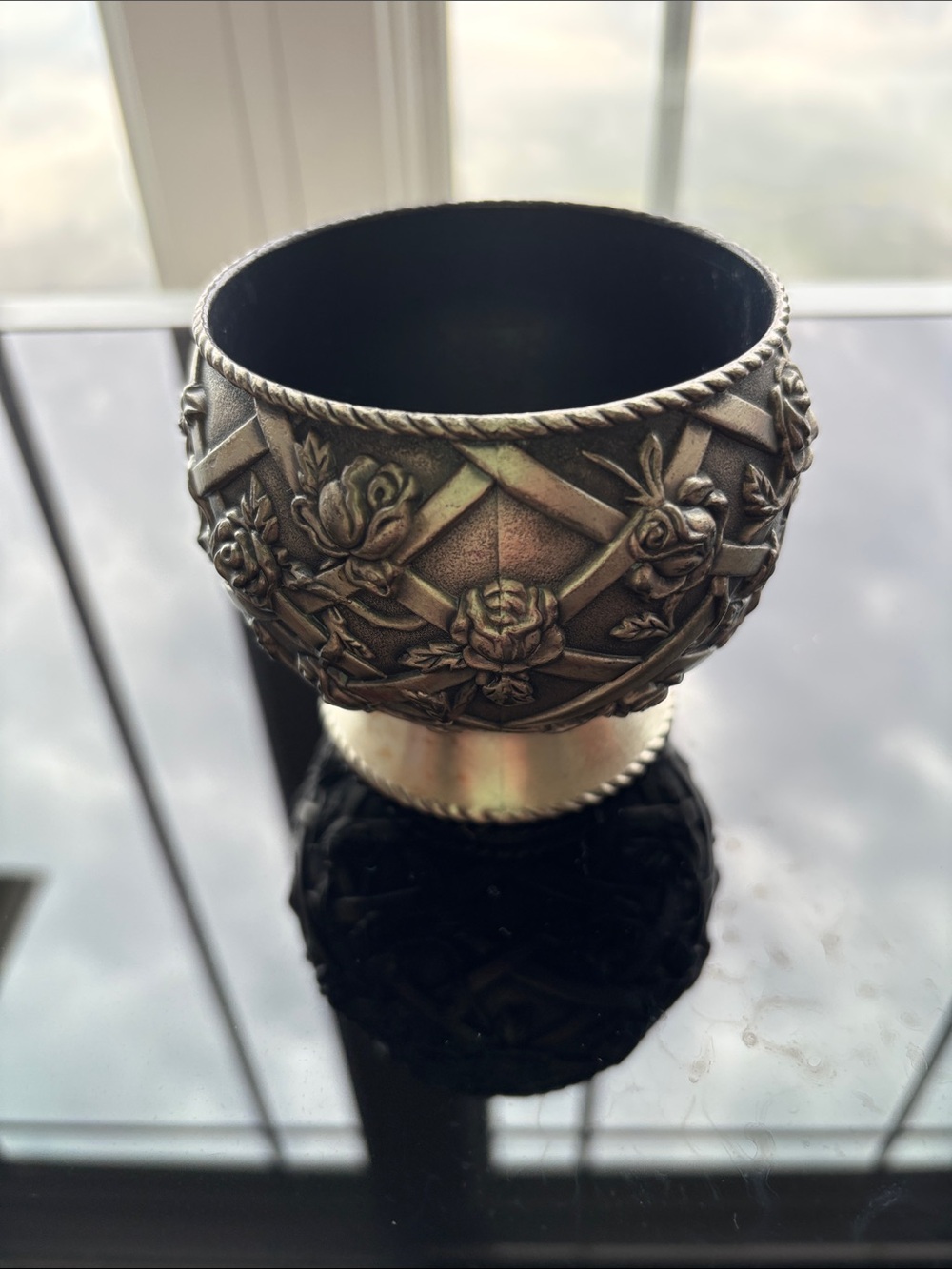 Vintage Pewter Finish Flower VASE Trellis Climbing Rose Design